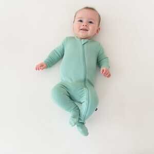 Kyte Baby Ribbed Zipper Footie in Wasabi Size 0-3 monthsWasabi / 0-3 months